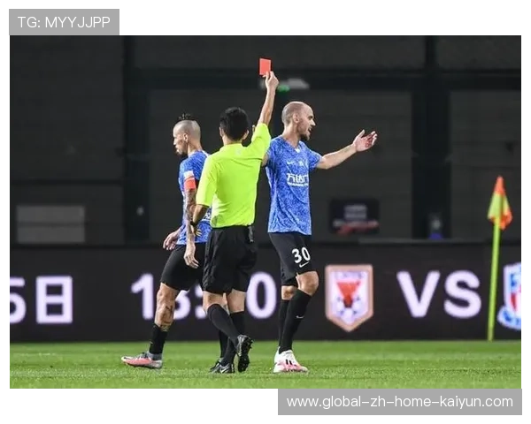 赫拉芬贝赫公开质疑裁判尺度 利物浦更衣室不满判罚一致性 赫拉芬贝赫公开质疑裁判尺度 利物浦更衣室不满判罚一致性