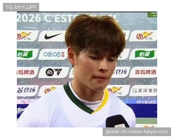 邓捷夫十八岁完成中超首秀 国安左后卫防守卡位精准无失误